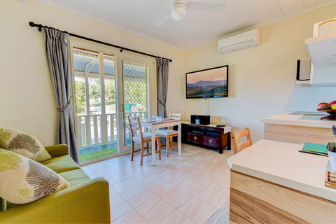 All About Me Bed And Breakfast - Accommodation Perth 2
