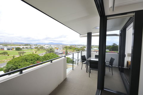 Apartments G60 Gladstone, Managed By Metro Hotels - Accommodation Perth 3