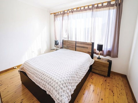 Big Yango House - Accommodation Perth 5