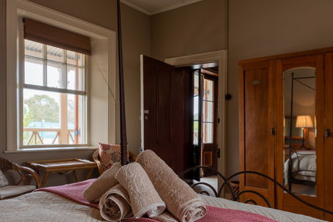 Bridge View Inn - Accommodation Perth 4