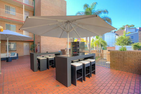Central Railway Hotel - Accommodation Perth 3
