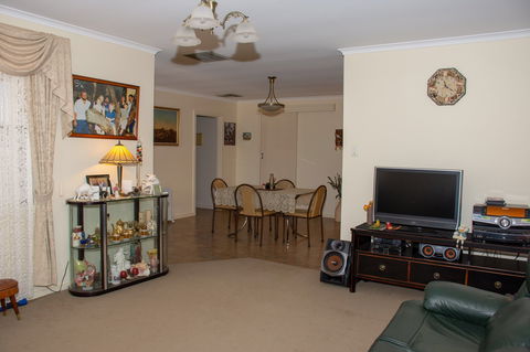 Chrissie's Palace - Accommodation Perth 5