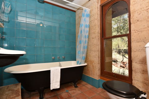 Corymbia - Accommodation Perth 2