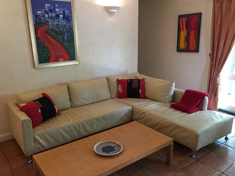 Dennis Cottage - Perth Resorts 0