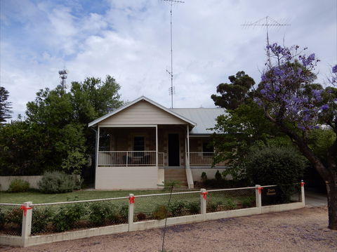 Dot's House - Accommodation Perth 0