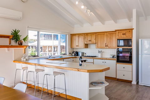 Eagle Heights - Accommodation Perth 1