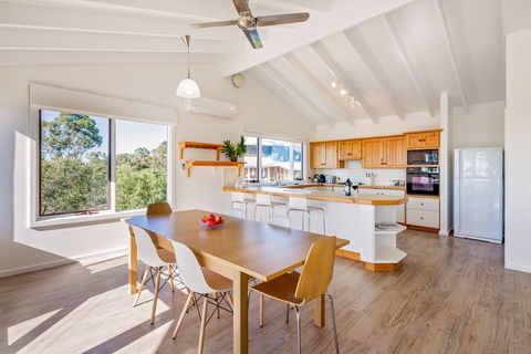 Eagle Heights - Accommodation Perth 3