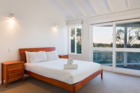 Eagle Heights - Accommodation Perth 8