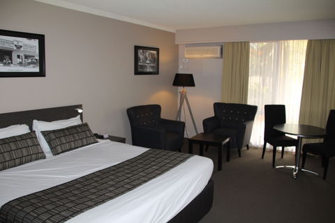 Galaxy Motel - Accommodation Perth 1