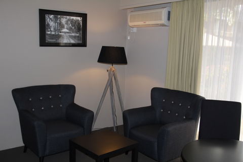 Galaxy Motel - Accommodation Perth 4
