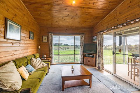Gunya - Accommodation Perth 2