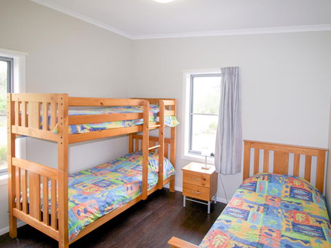 Lake Ainsworth Sport And Recreation Centre - Accommodation Perth 3