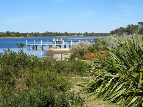 Lakes Waterfront Motel - Accommodation Perth 2