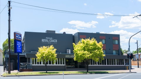 Adelaide Royal Coach - Accommodation Perth 0