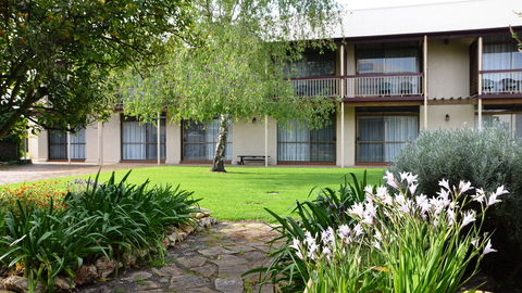 Coonawarra Motor Lodge - Accommodation Perth 0