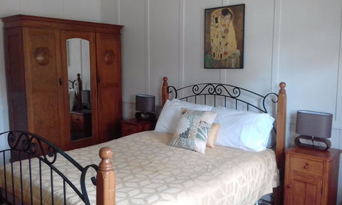Minnie's Yass - Accommodation Perth 2