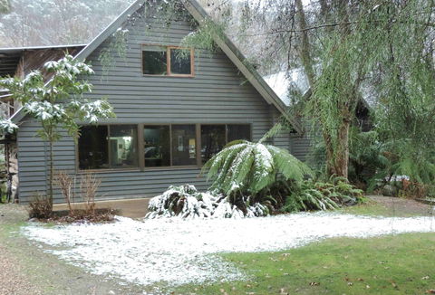Mountain View Holiday Retreat - Accommodation Perth 1