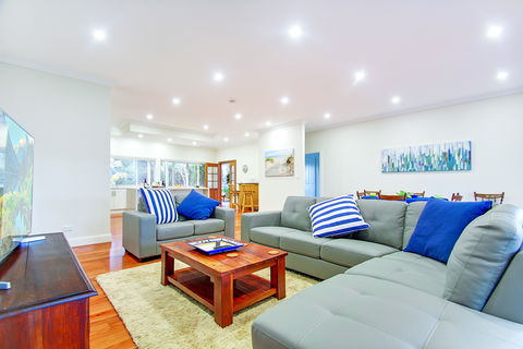 PJ's Hideaway - Accommodation Perth 0