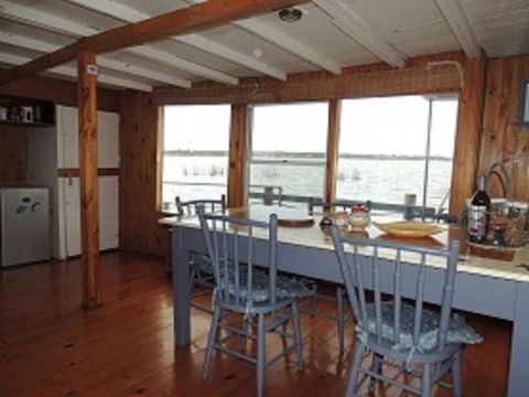 PS Federal Retreat Goolwa - Perth Resorts 3