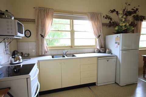 Rostrata Country House - Perth Resorts 6
