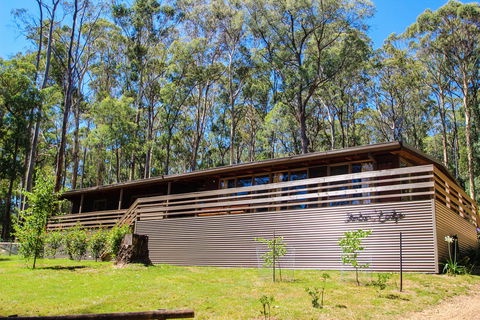 Sambar Lodge - Accommodation Perth 0