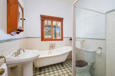 Stonegate - Accommodation Perth 9