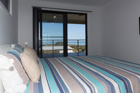 Stunning On Stacey - Accommodation Perth 6