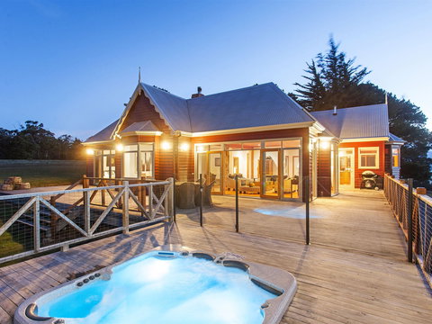 The Peninsula Experience - Accommodation Perth 0