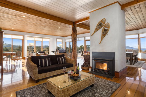 The Peninsula Experience - Accommodation Perth 6