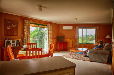 Viewenmore Villa Bed & Breakfast - Accommodation Perth 3