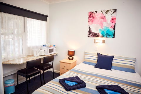 Wattle Grove Motel And Villa - Perth Resorts 2
