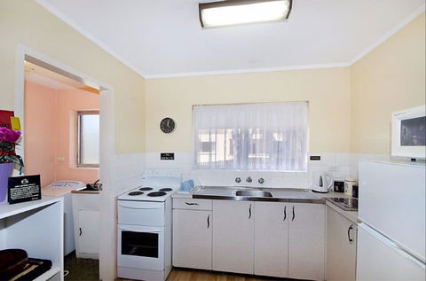 Westwood Motor Inn - Accommodation Perth 1