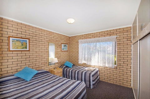 Westwood Motor Inn - Accommodation Perth 2