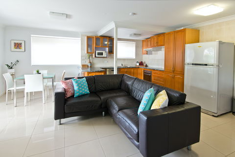 Wynnum Bayside Apartments - Perth Resorts 7