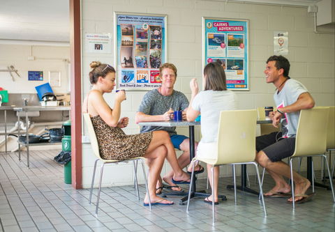Airlie Beach YHA - Perth Resorts 5