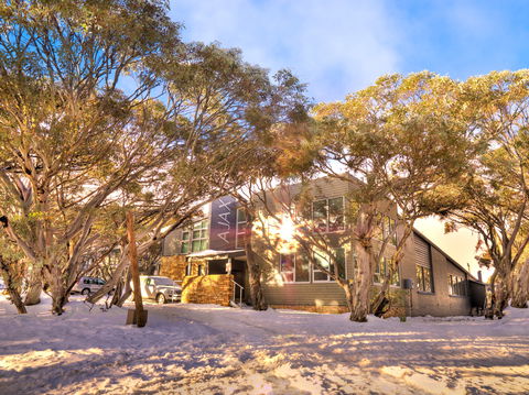 Ajax Ski Club - Accommodation Perth 0