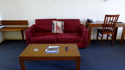Armidale Pines Motel - Perth Resorts 2