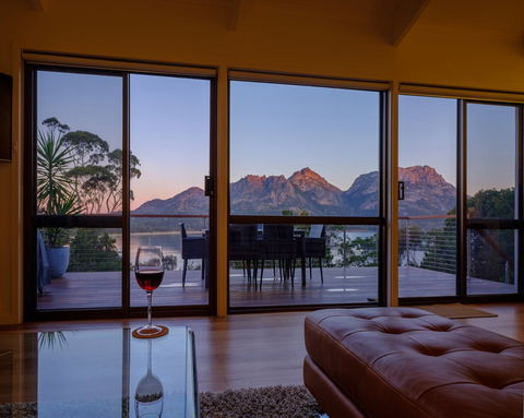 ArtHouse Freycinet - Accommodation Perth 0