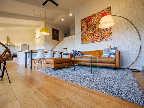 ArtHouse Freycinet - Accommodation Perth 1