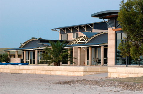 Baird Bay Ocean Eco Apartments - Accommodation Perth 0