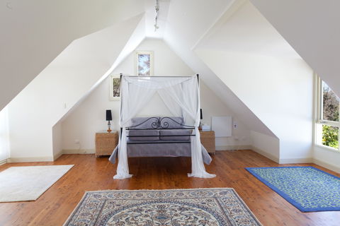 Blue Peace: Blue Mountains Home - Perth Resorts 3