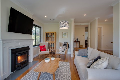 Cadogan Country House - Accommodation Perth 1