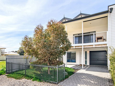 Century 21 SouthCoast: Bayside Aldinga Beach - Accommodation Perth 1