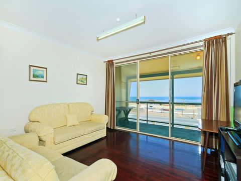 Century 21 SouthCoast: Sun And Fun - Accommodation Perth 2