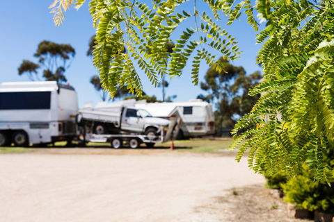 Cummins Caravan & Cabin Park - Accommodation Perth 1