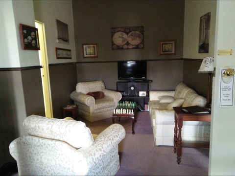 Duke Of Cornwall Inn - Perth Resorts 3