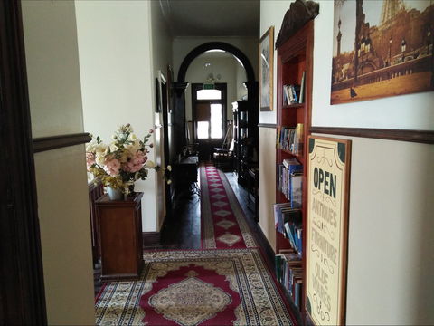 Duke Of Cornwall Inn - Perth Resorts 4