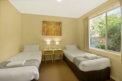 Eagle Heights Holiday Units - Scenic Unit - Accommodation Perth 3