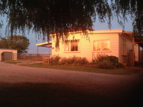 Fairview Bed And Breakfast Cottage - Accommodation Perth 1