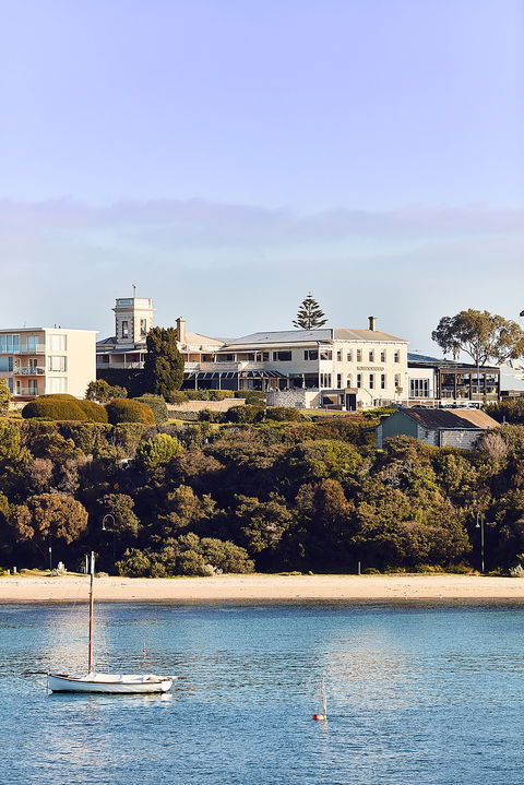 Hotel Sorrento - Accommodation Perth 0